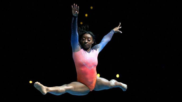Simone Biles participó en el Gold Over America Tour en Los Ángeles.