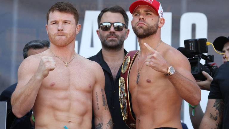 Saúl Álvarez y Billy Joe Saunders cumplieron en la báscula.