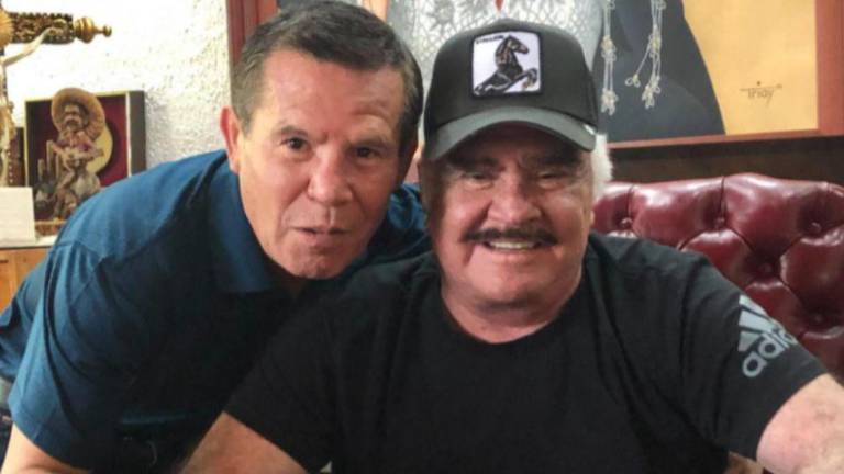 Julio César Chávez agradeció a Vicente Fernández la amistad que tuvieron y uno de los momentos más significativos de su carrera.