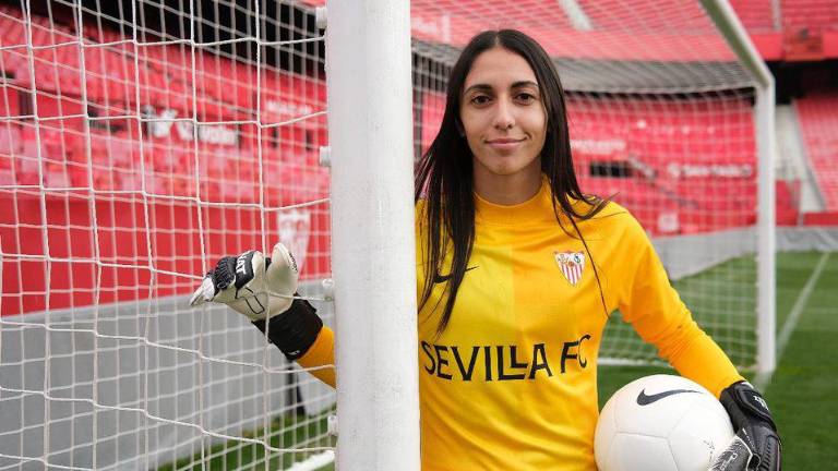 Itzel González va cedida por 6 meses.