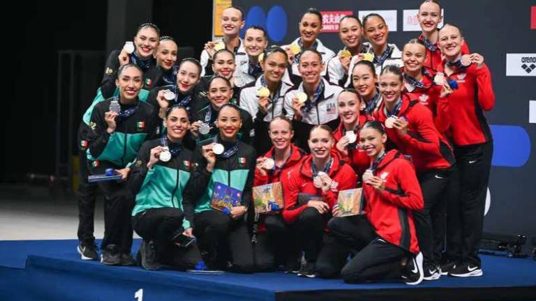 Natación artística con plata en Súper Final.