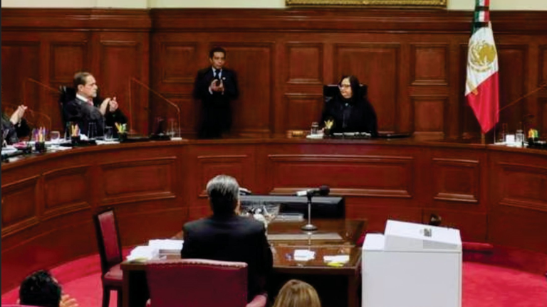 El 24 de marzo, la Suprema Corte de Justicia de la Nación (SCJN) admitió la demanda interpuesta por el Instituto Nacional Electoral en contra del llamado “Plan B”.