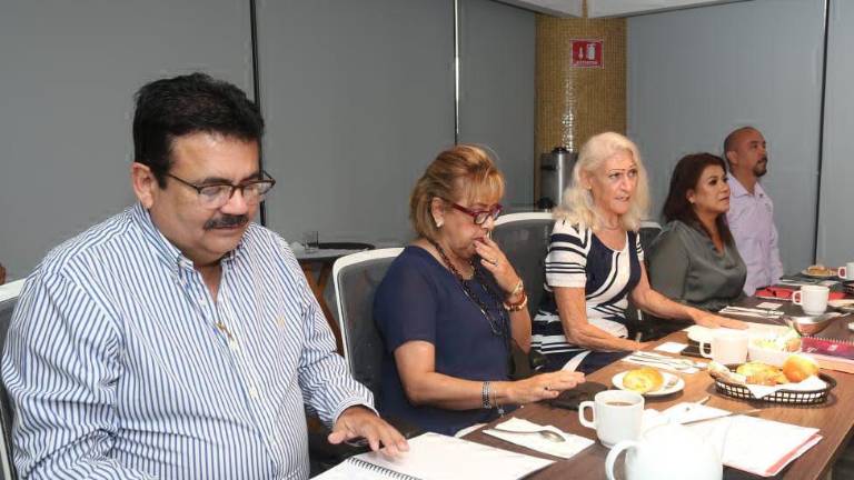 El anuncio de los ganadores fue dado a conocer en rueda de prensa, presidida por Olga María Enciso, directora del Premio Binacional Valladolid a las Letras.