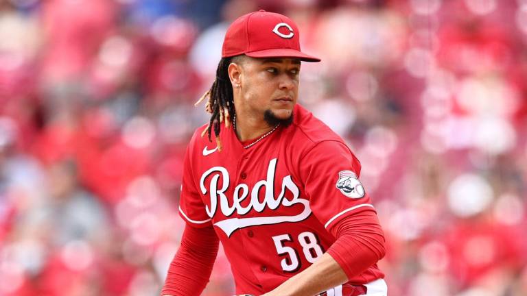 Luis Castillo logró reponerse de un inicio titubeante para salir airoso.