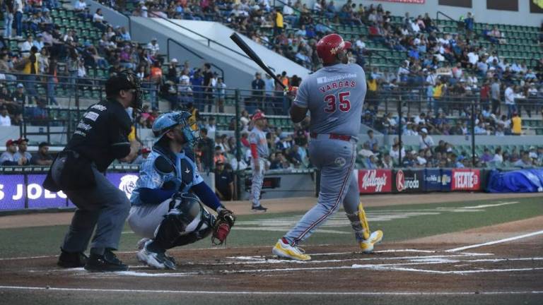 Kennys Vargas estuvo muy productivo.