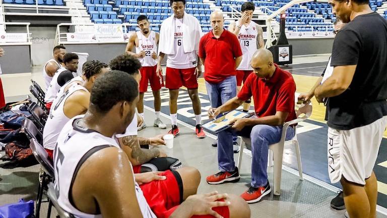 James Penny, emocionado de enfrentar el reto de llevar a Venados Basketball al campeonato
