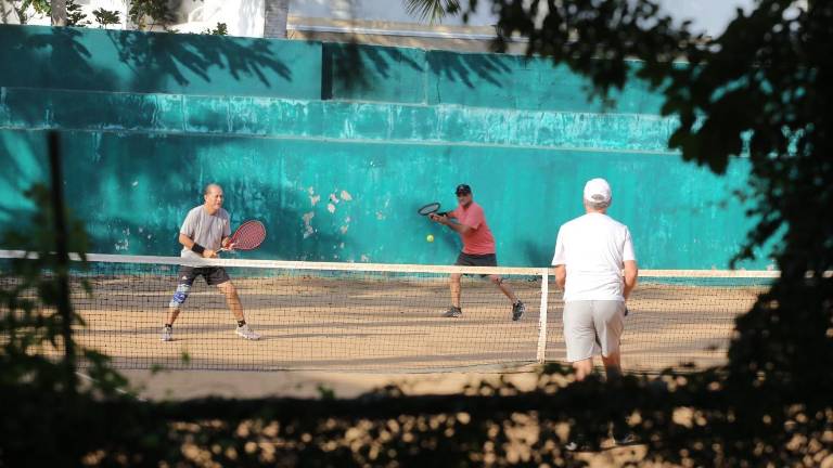 Las acciones del Torneo de Dobles D llegaron a su fin en el Racquet Club.