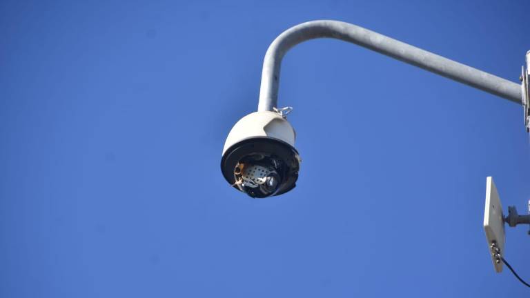 Este lunes 25 de noviembre fueron destruidas 65 cámaras de videovigilancia en Culiacán.