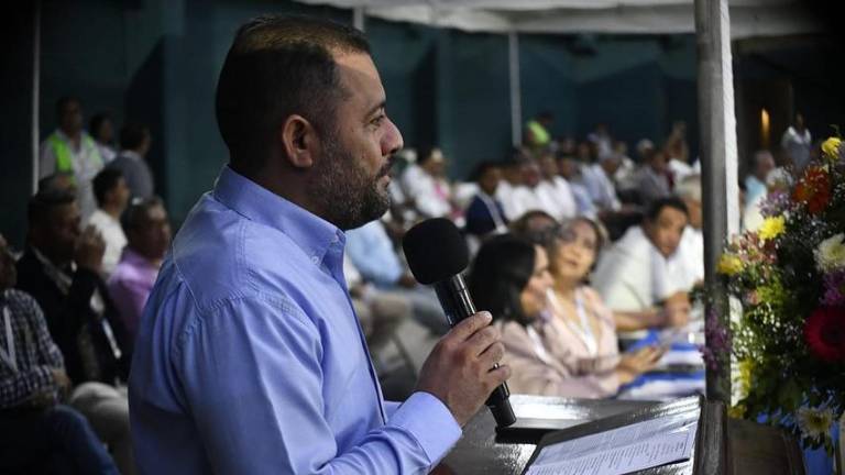 El Secretario del Ayuntamiento Moisés Ríos Pérez informó sobre los apagones en Mazatlán.