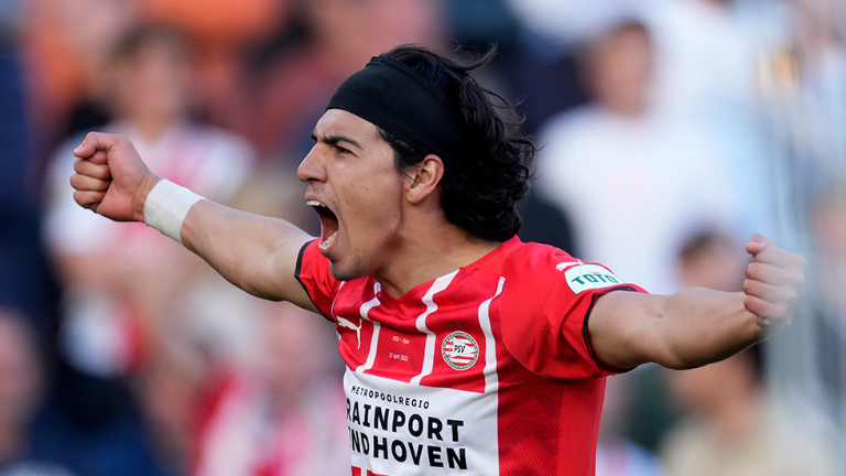 Érick Gutiérrez fue clave en el triunfo del PSV.