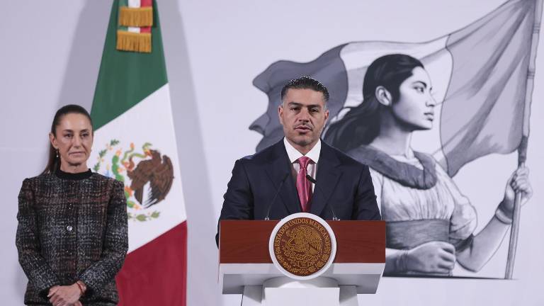 El Secretario de Seguridad Omar García Harfuch habla del centro de videovigilancia asegurado en Las Quintas, en Culiacán.