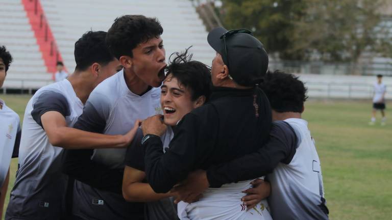 Mazatlán sigue en la pelea por el oro.