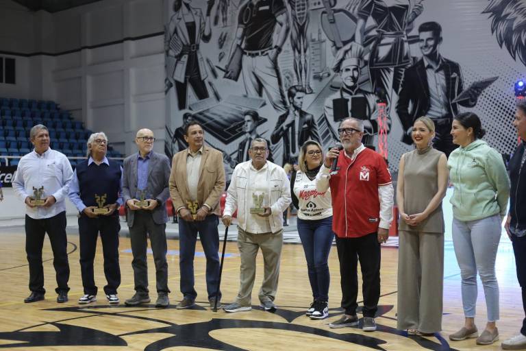 Reconoce Venados Basketball a leyendas porteñas