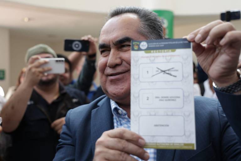 Gana Jesús Madueña Molina elección por la Rectoría de la UAS 2025-2029