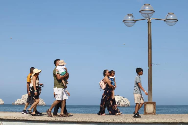 Es el turismo regional el que confía en Mazatlán, coinciden turisteros