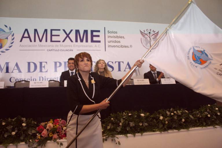 Rinde protesta Alma Rebeca Astorga como presidenta de Amexme en Culiacán