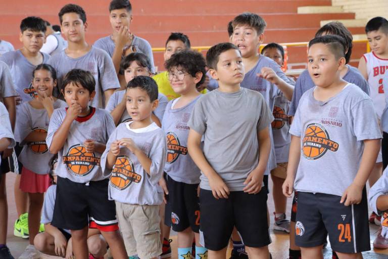 Concluye el Campamento de Verano de Basquetbol en Rosario