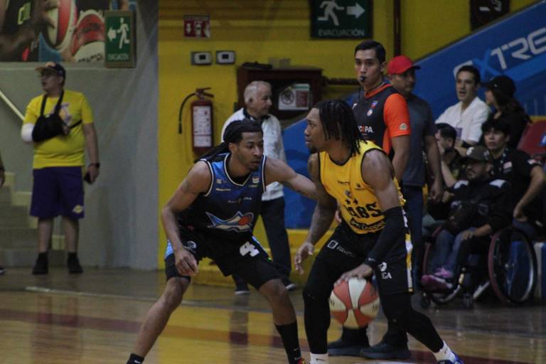 Caballeros de Culiacán no logra frenar a Astros y suma su segunda derrota de la temporada
