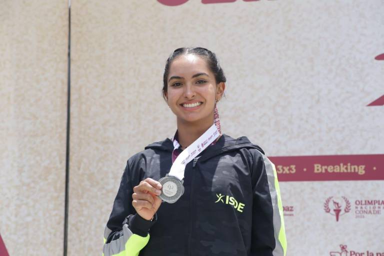 Plata para Mireya Cristina Reyes en los 800 metros Sub 23