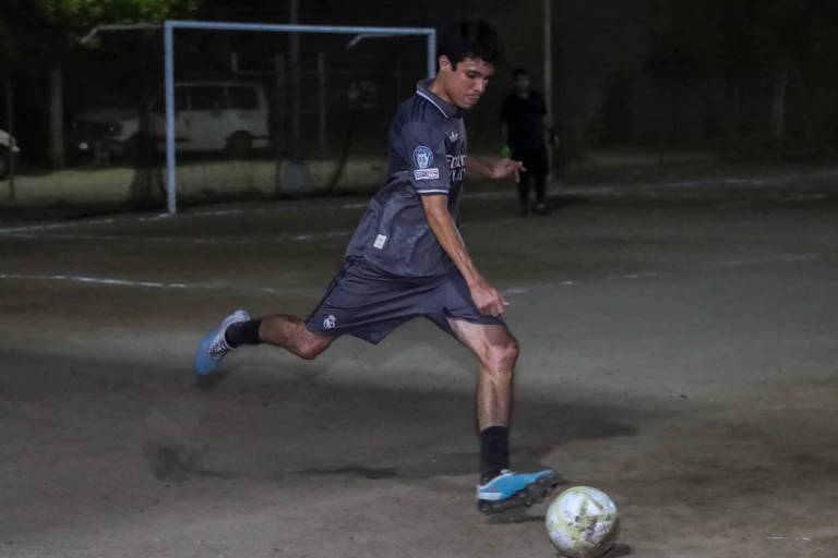 Feria de goles en la Intercanchas de futbol 7