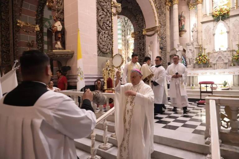 Mazatlán se une al Jubileo Mundial de los Sacerdotes con oración y misa en el Sagrado Corazón