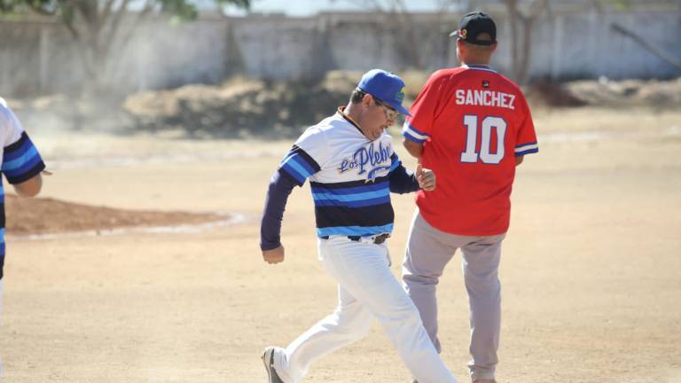 Los Plebes del Rancho buscarán ser este lunes los monarcas absolutos.