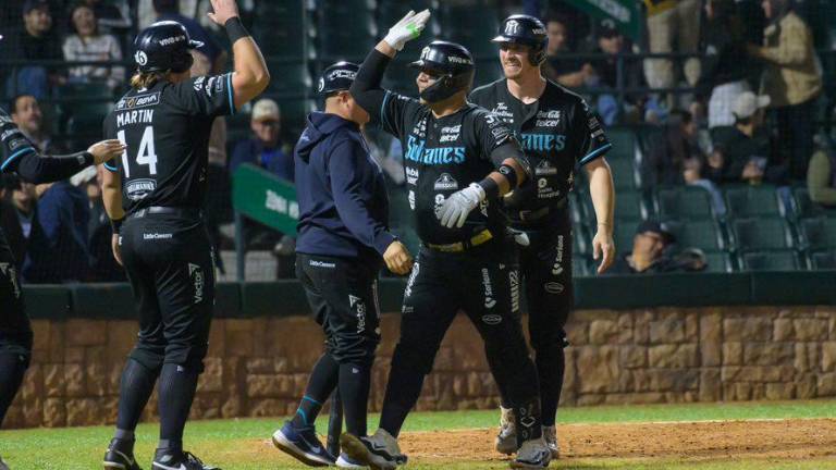 Sultanes terminó por celebrar en el Chevron Park.