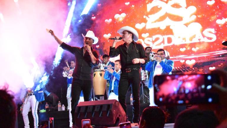 Los 2 De la S se presentan en la fiesta del 492 Aniversario de Culiacán.