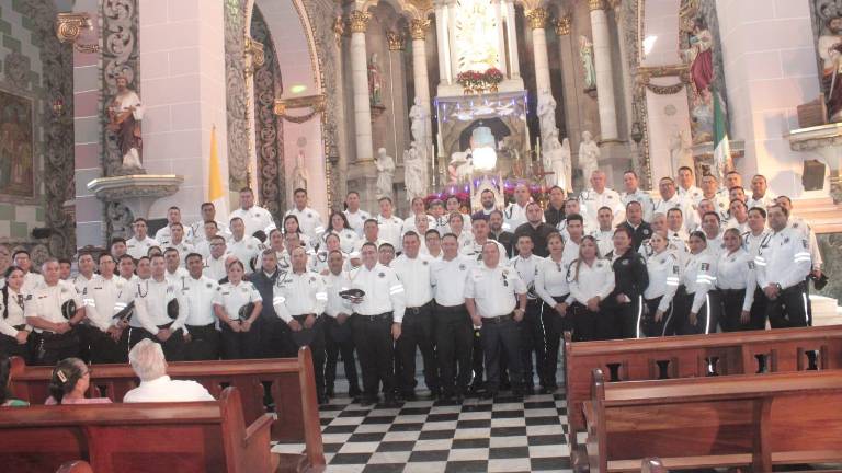 Durante la misa los elementos de Tránsito Municipal fueron exhortados a desempeñar sus funciones con apego a la ley.