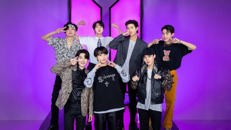 BTS sorprende con anunciar que se tomarán un descanso y sus seguidores los apoyan.