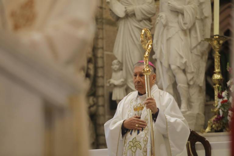 Pide Obispo de Mazatlán por la salud del Papa Francisco e invita a participar en toma de ceniza
