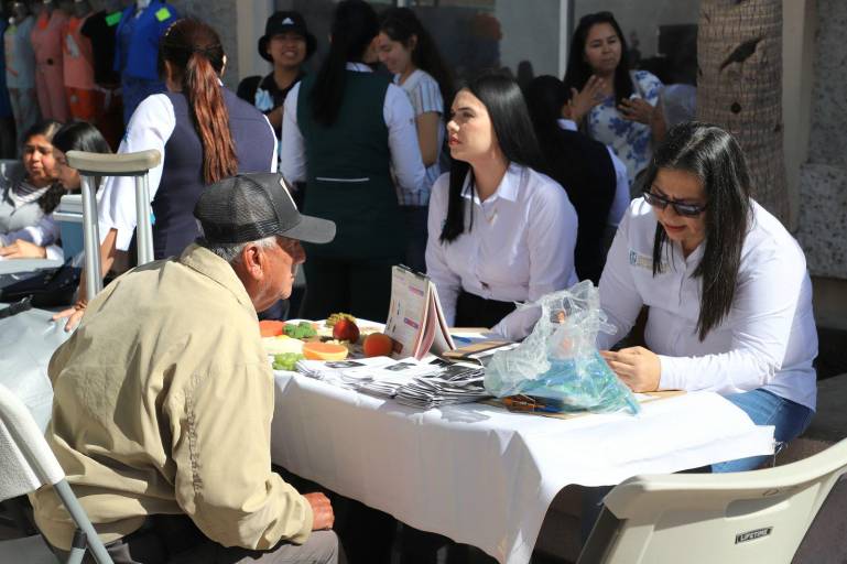 Realizan primera Feria de la Salud del 2025 en Elota