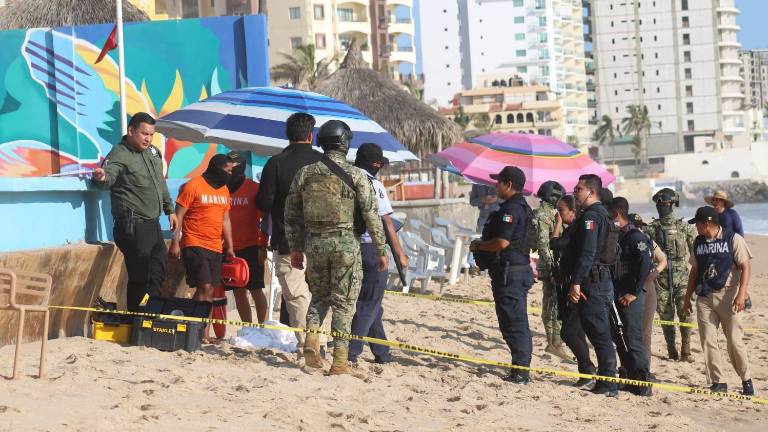 El hombre, de aproximadamente 35 años, está en calidad de desconocido.