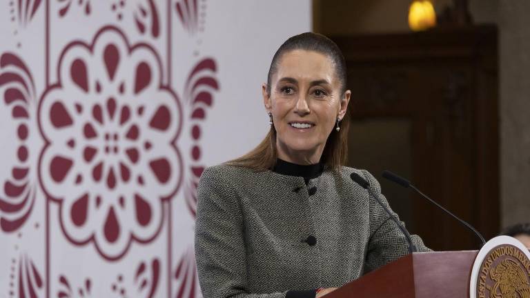 La Presidenta de México Claudia Sheinbaum rechaza que la CIA tenga operando célular en el País.