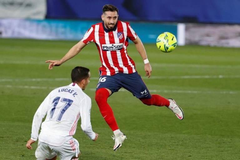 Héctor Herrera es puesto en la órbita del Rennes de Francia