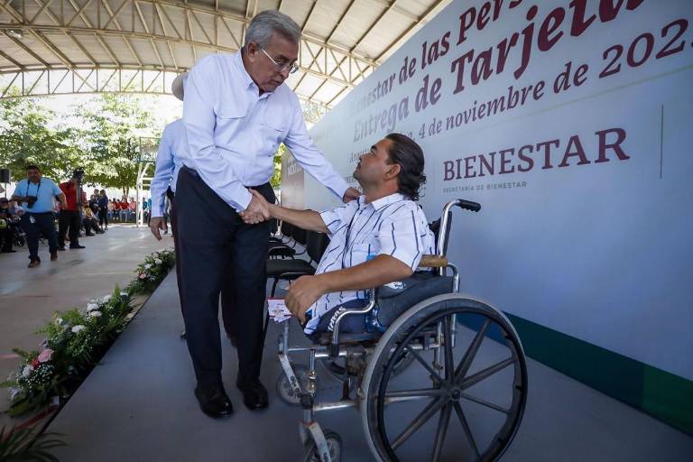 Destaca Rocha Moya la obra humana en este año de su Gobierno