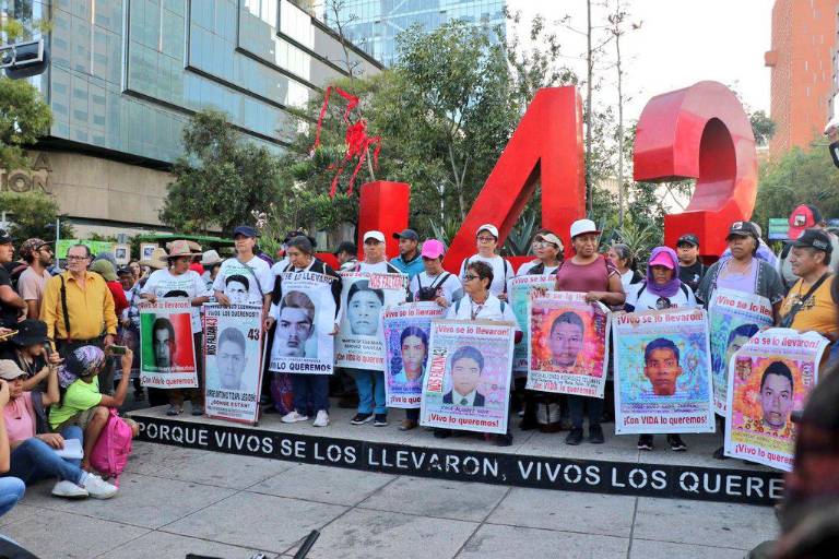 Oficina de Derechos humanos pide a las autoridades mexicanas toda la información del caso Ayotzinapa