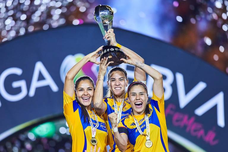 Tigres es Campeón de Campeonas en partidazo ante Rayadas