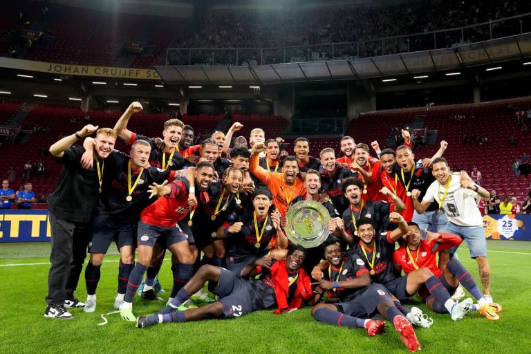 ‘Guti’ es campeón de la Supercopa de Holanda