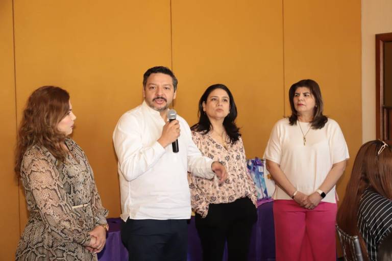 Reconocen a mujeres de Datemex Culiacán con motivo del Día de la Mujer