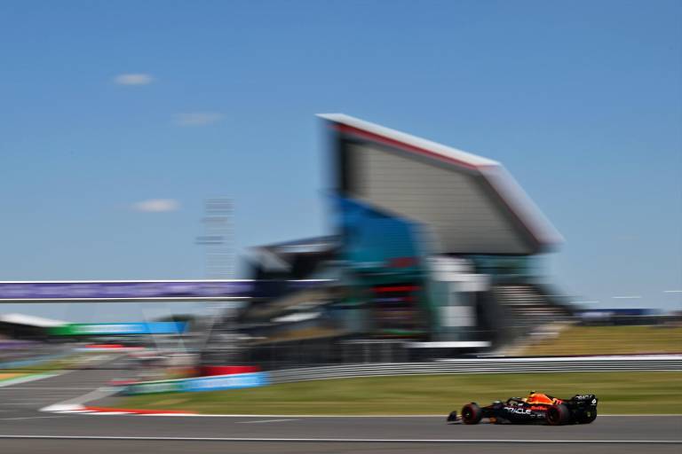 ¡Sigue la pesadilla! Checo Pérez, eliminado en la Q1