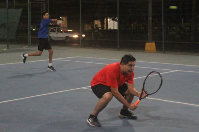 Torres y Pereida se apuntan victoria en Torneo Relámpago de Tenis Felipe Hernández