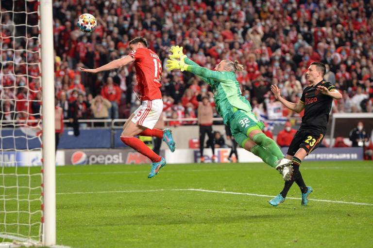 Benfica 2-2 Ajax: vibrante empate en Lisboa