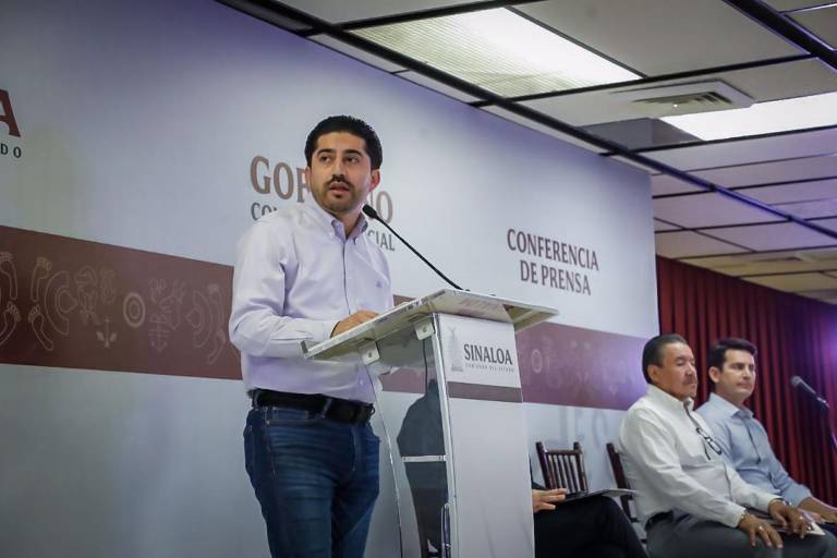 Anuncian fecha de entrega de tarjetas para pago de becas a personas con discapacidad