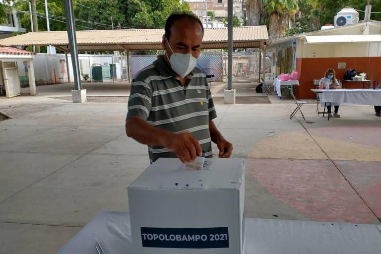 Participan casi 40 mil votantes en consulta para la planta de amoniaco en Topolobampo