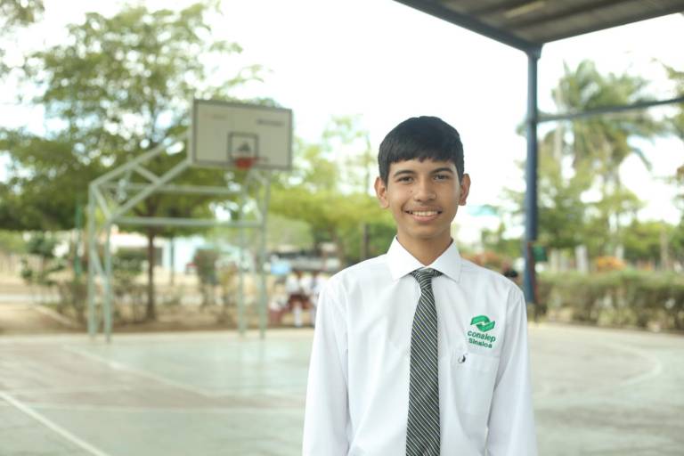 Premian a Jesús Fernando Anguiano Varela como Campeón Nacional de Cálculo