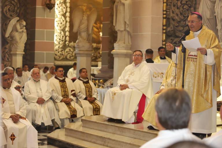 Nuncio Apostólico trae mensaje de esperanza a Mazatlán