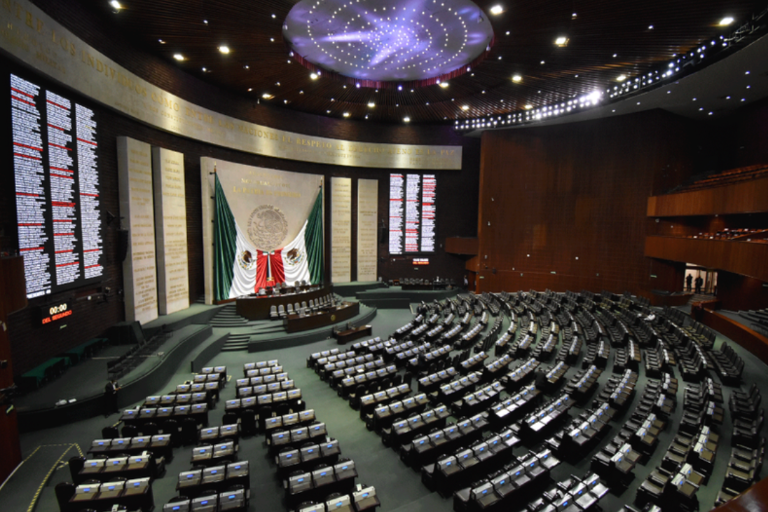 Morena y aliados tendría mayoría calificada en Diputados y a tres escaños en el Senado
