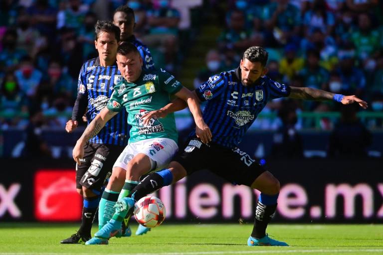 La barra de León es vetada por gritarles ‘asesinos’ a los jugadores del Querétaro