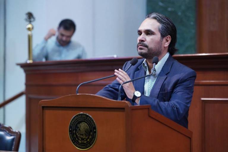 Jóvenes no tienen por qué salir a defender a las autoridades de la UAS: Sergio Mario Arredondo